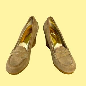 Michael Kors size 7 tan 3.5” wedge loafers